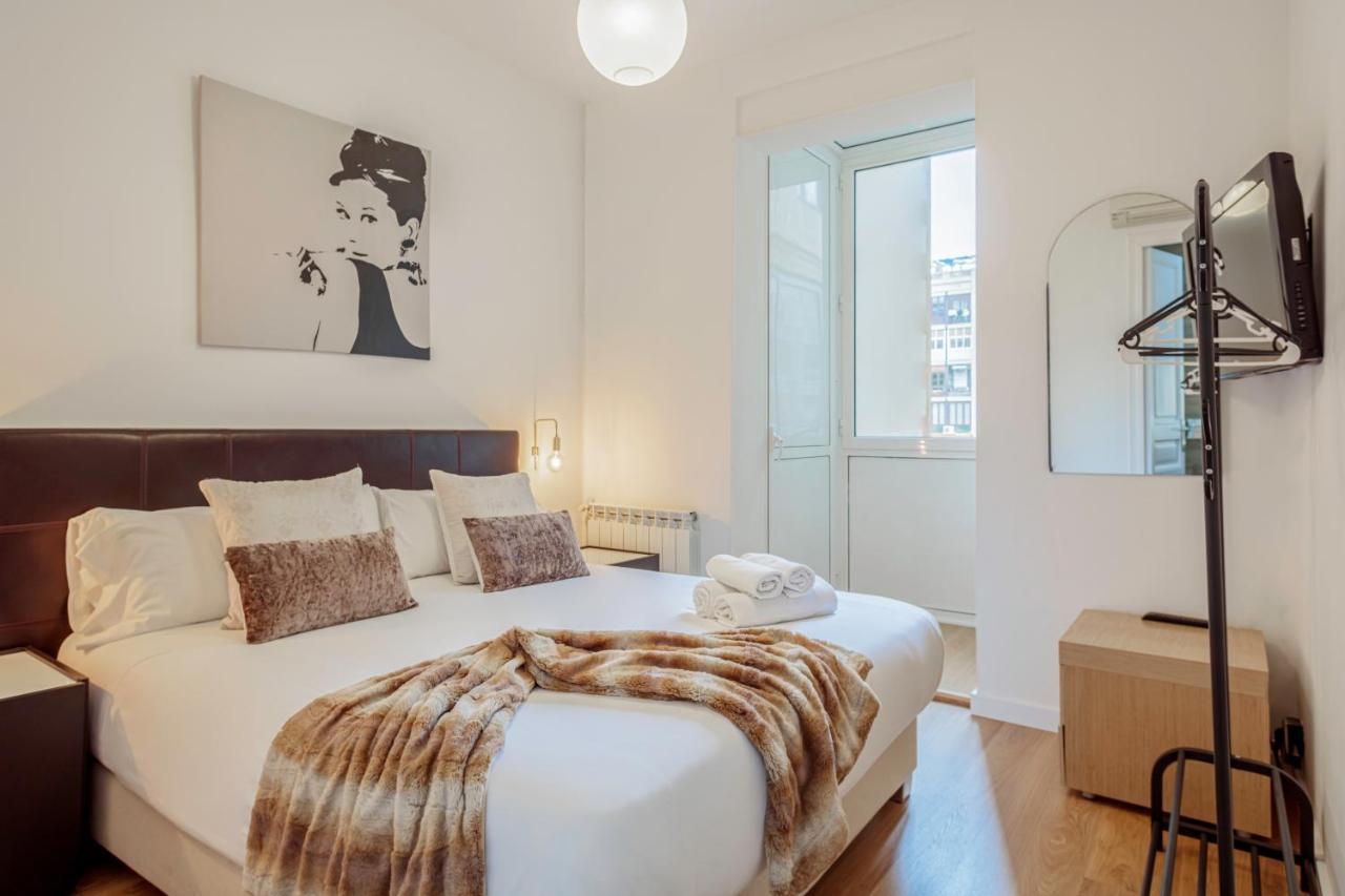 The Gaudi Suites II Barcelona Zewnętrze zdjęcie