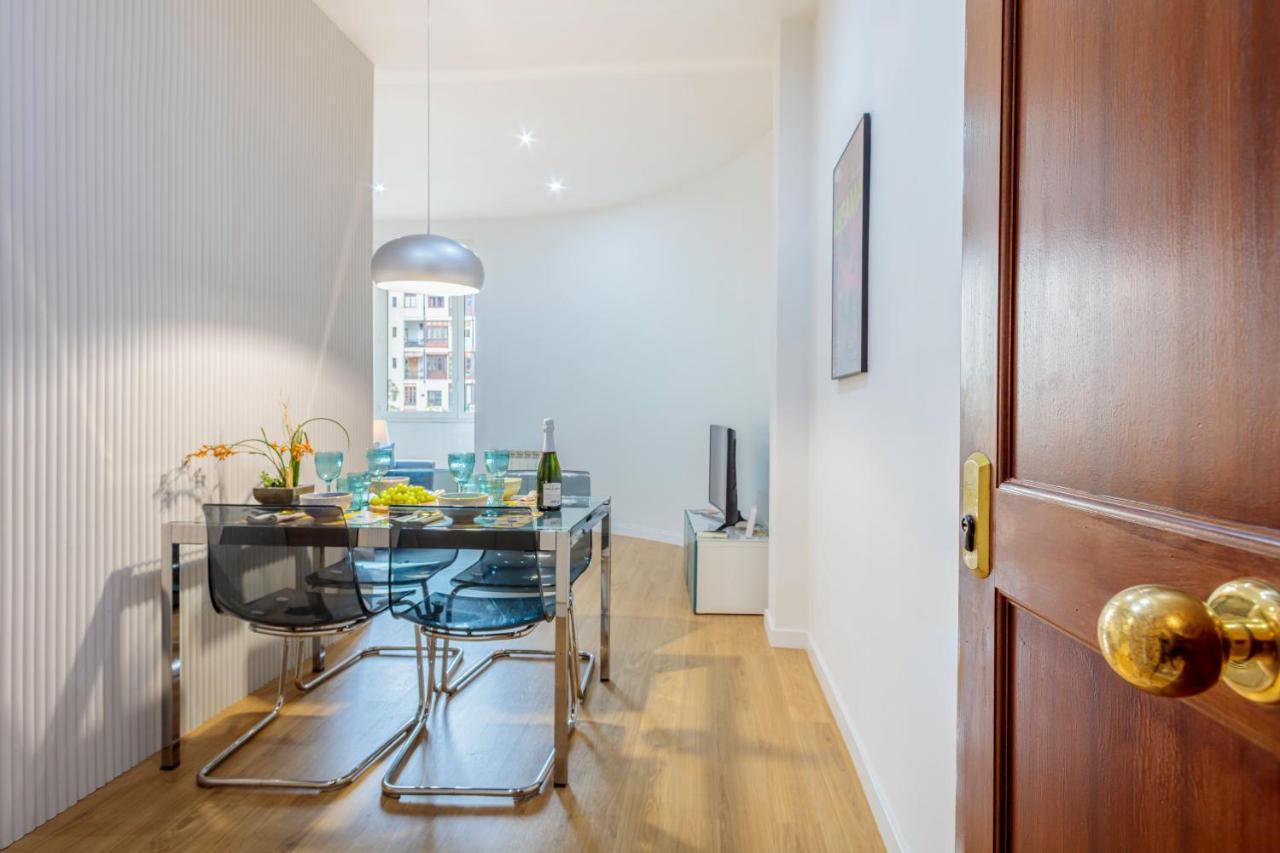 The Gaudi Suites II Barcelona Zewnętrze zdjęcie
