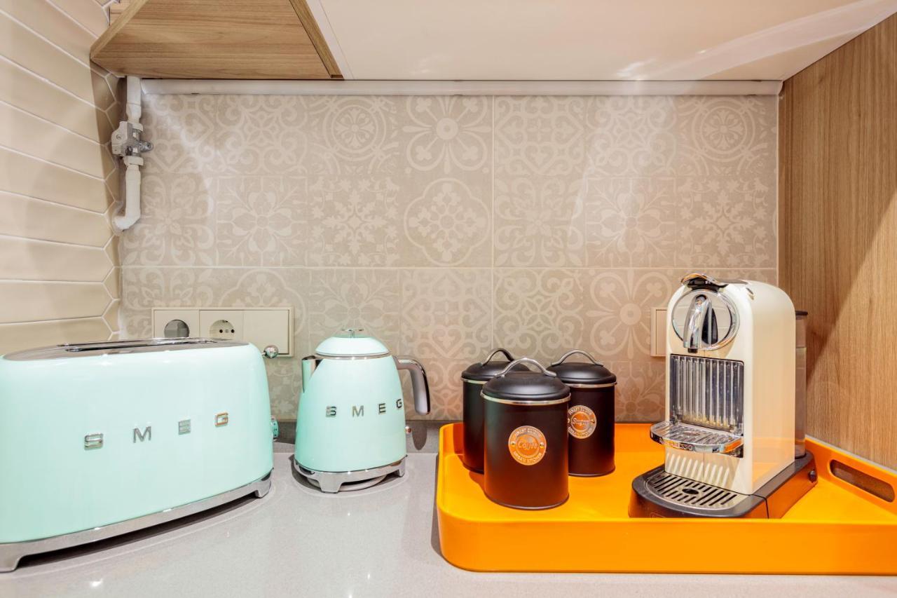 The Gaudi Suites II Barcelona Zewnętrze zdjęcie