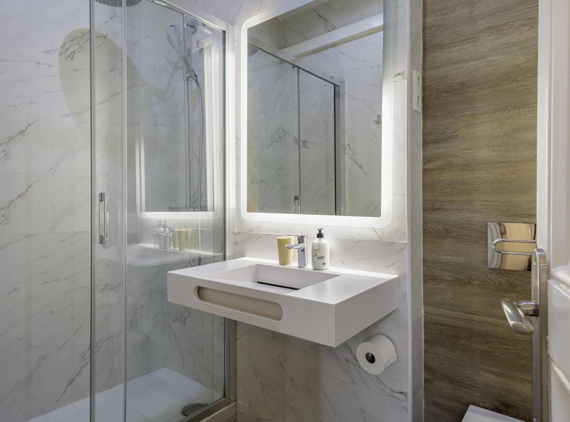 The Gaudi Suites II Barcelona Zewnętrze zdjęcie