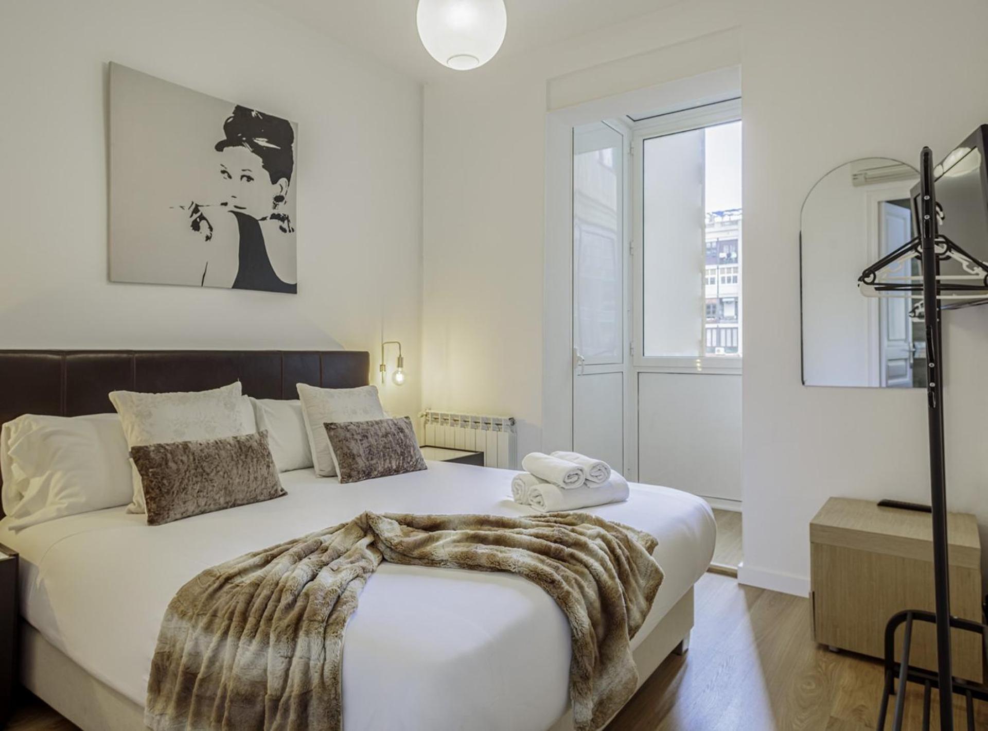 The Gaudi Suites II Barcelona Zewnętrze zdjęcie