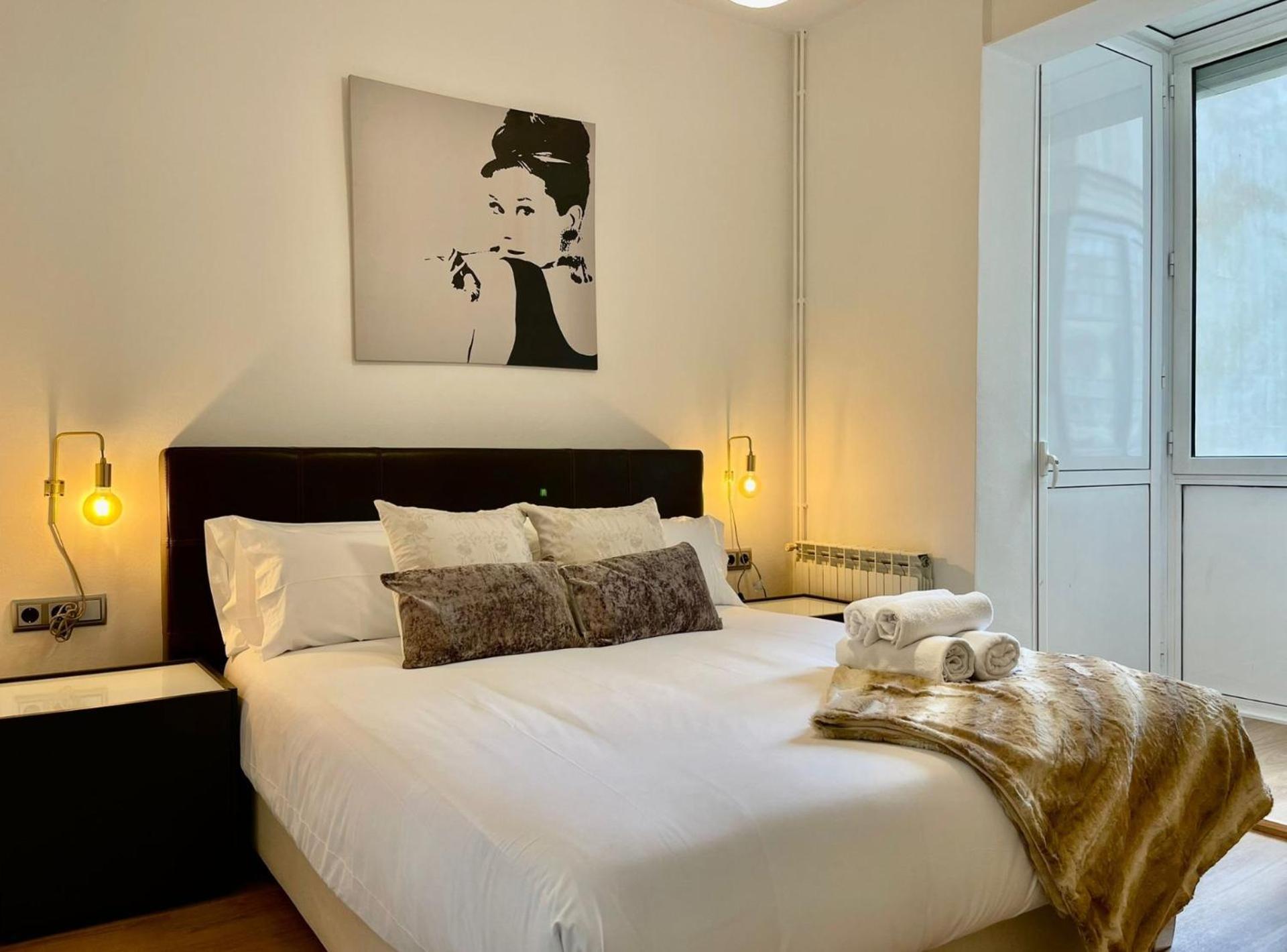 The Gaudi Suites II Barcelona Zewnętrze zdjęcie
