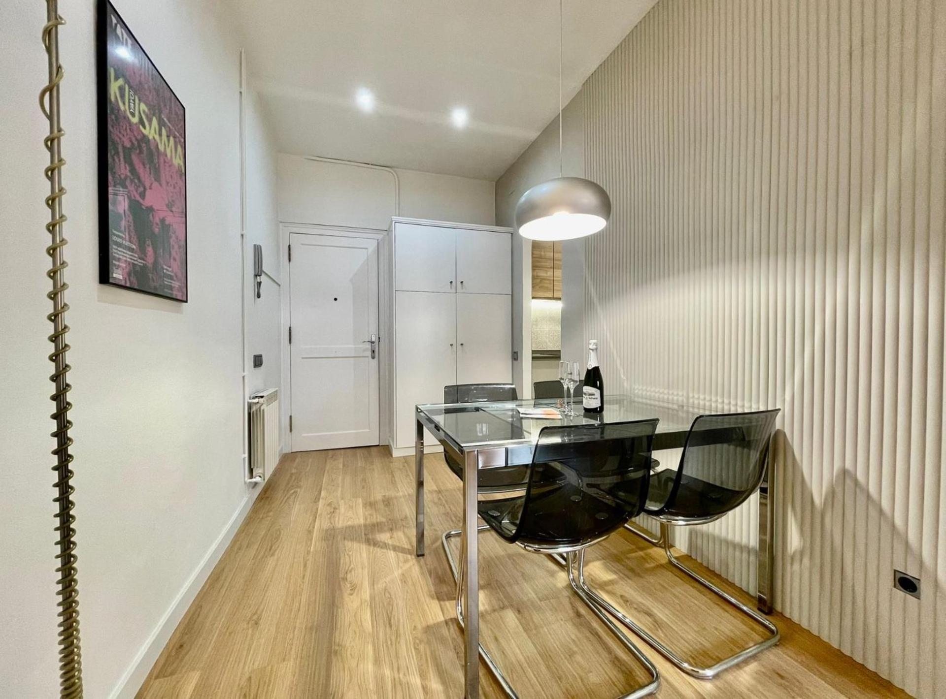 The Gaudi Suites II Barcelona Zewnętrze zdjęcie